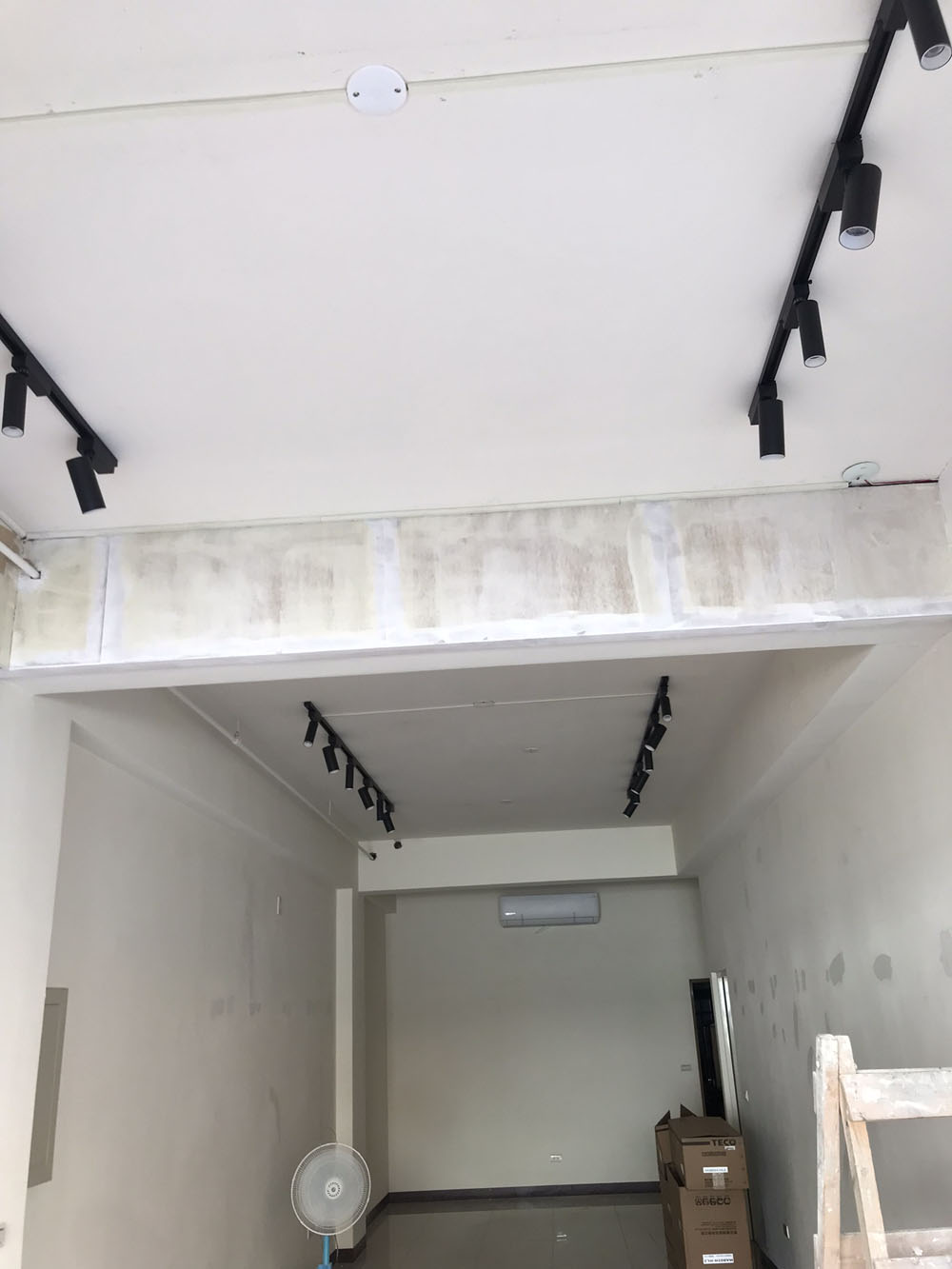 湖口店面木作油漆工程