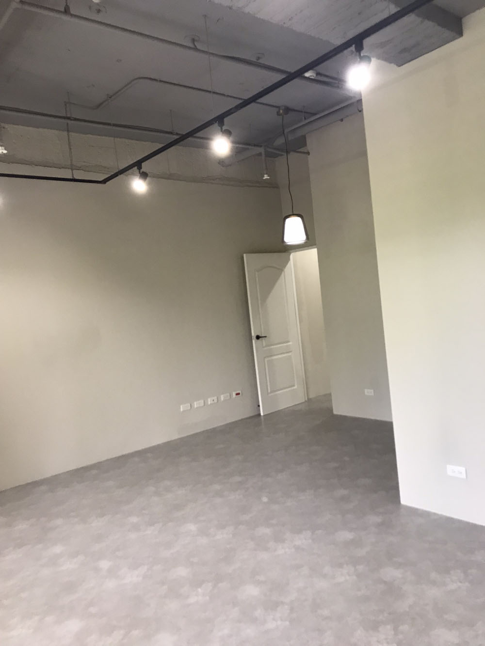 竹北光明路店面油漆工程
